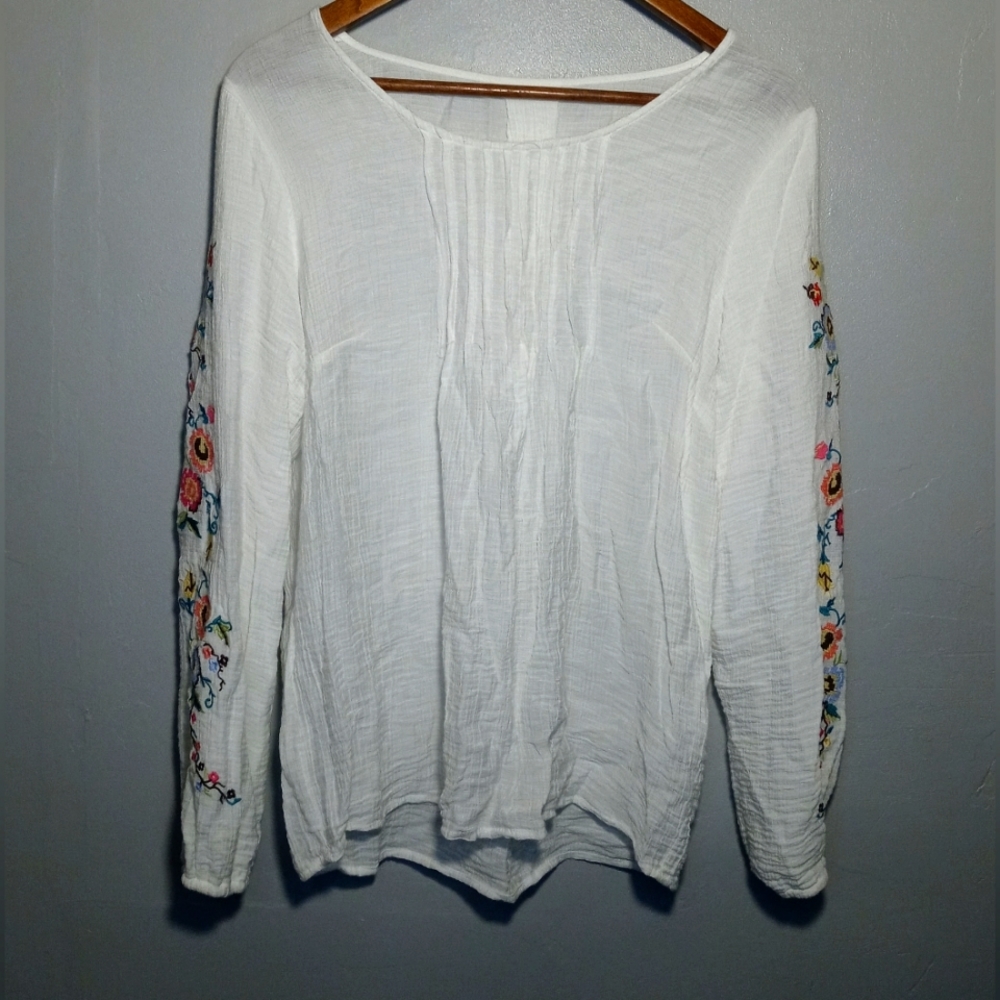 Boho Floral Embroidery Blouse